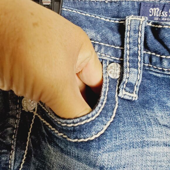 Miss Me Mid Rise Boot Cut Jeans Size 23 - Picture 3 of 10